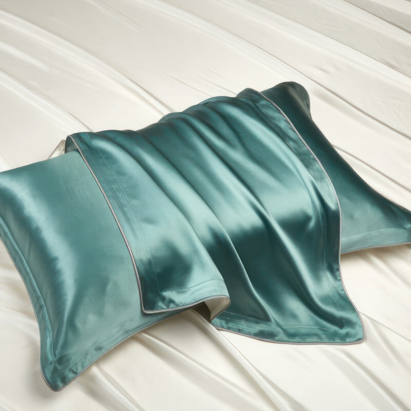Belle Teal - Silk Pillowcase